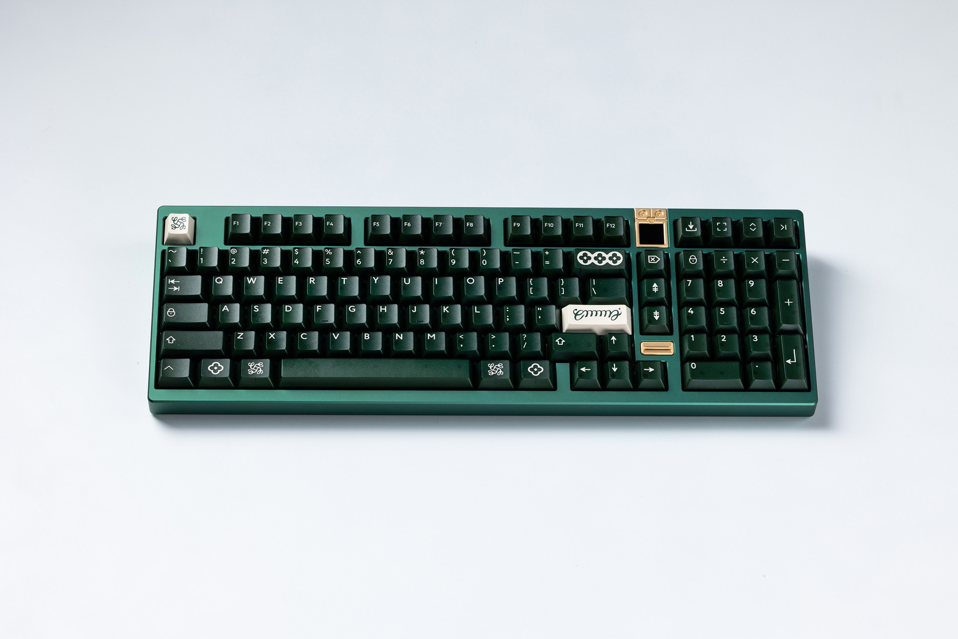 Athena 1800 Product Image 12